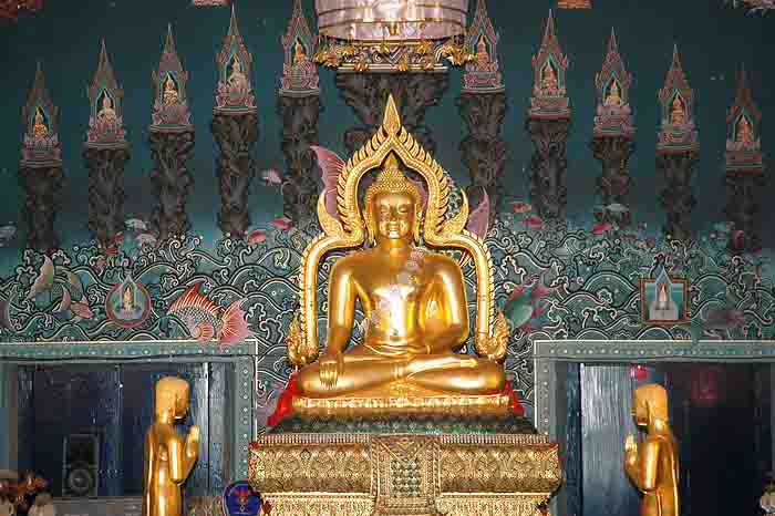 พระบูชาหลวงพ่อเพชร อ.เมือง จ. พิจิตร