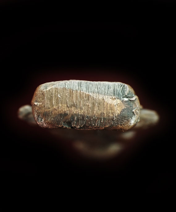 เคาะเดียว ท้าวเวสสุวรรณหลวงปู่หมุน วัดบ้านจานรุ่นจักรพรรตราธิราช ปี45 เนื้อนวะโลหะ สวย คม