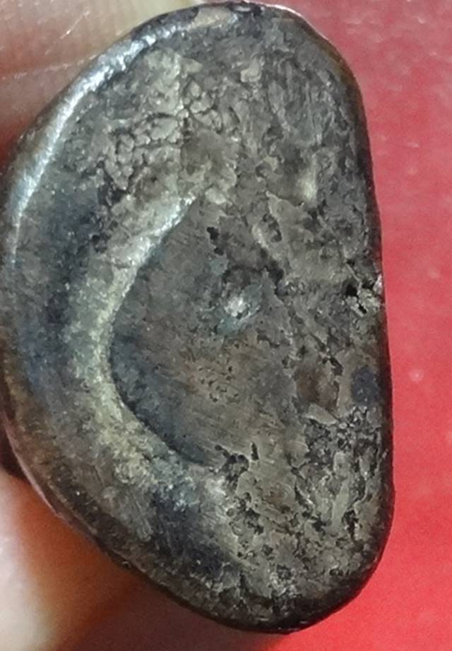  หลวงพ่อเงินวัดบางคลานลงรักเก่าๆไม่ทราบออกวัดไหนครับ