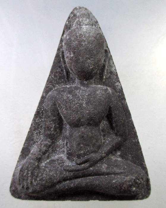 ๒๐ พระนางพญาหลวงพ่อมาลัย วัดบางหญ้าแพรก จ สมุทรสาคร