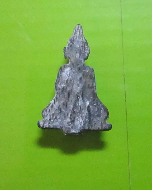 พระนางพญาแขนอ่อน กรุพญาดำ จ.สุโขทัย