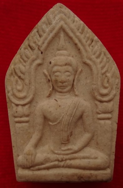 ขุนแผนหลวงปู่ธรรมรังษี เนื้อขาวผสมผงพรายหลวงปู่ทิม เคาะเดียว