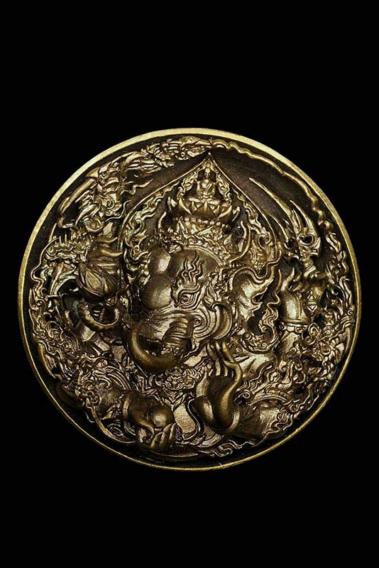 พระพิฆเนศวร โดย อ.วีรยุทธ ศรีเกษร เหรียญหล่อ 3 ซม. เลขประจำองค์พระ 95 