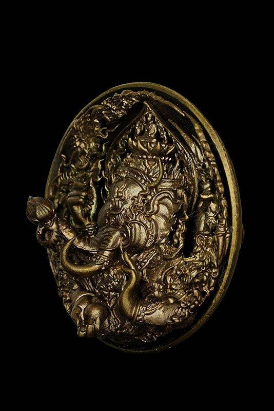 พระพิฆเนศวร โดย อ.วีรยุทธ ศรีเกษร เหรียญหล่อ 3 ซม. เลขประจำองค์พระ 95 