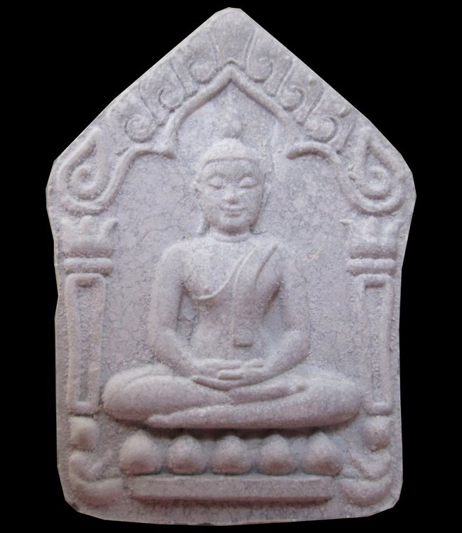 พระขุนแผนผงพรายกุมาร ผสมผงพรายกุมาร ผงบางขุนพรหม09 ปี54 พระสภาพสวย กล่องเดิมครับ เคาะแรกแดงครับ