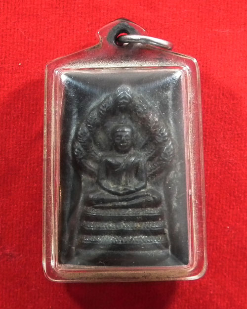 พระนาคปรก ๙ เศียรเหล็กไหลดูดทรัพย์หลวงปู่คำบุ คุตฺตจิตโต จ.อุบลราชธานี   