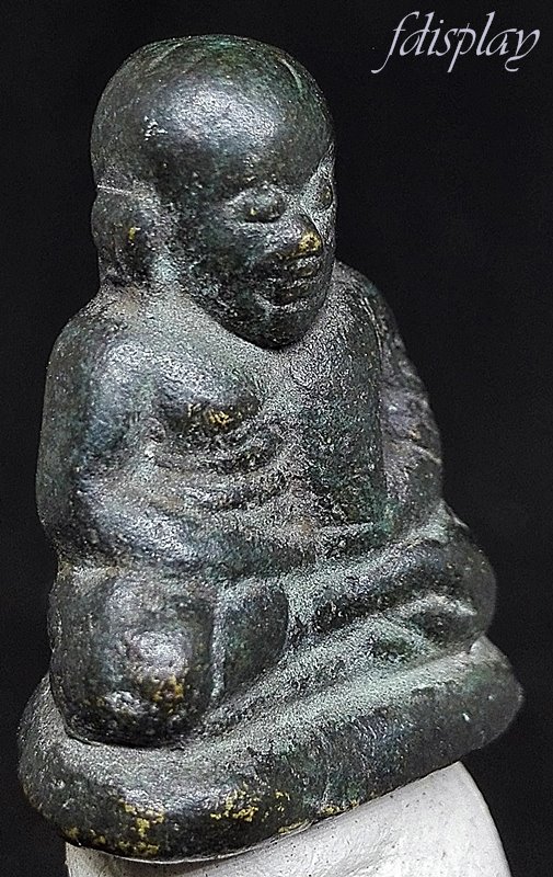 รูปหล่อหลวงพ่อเงิน รุ่นปืนแตก หล่อนำฤกษ์ในพิธี ปี2528 เนื้อโลหะเก่าจัดๆ ดูเข้มขลังสุดๆ