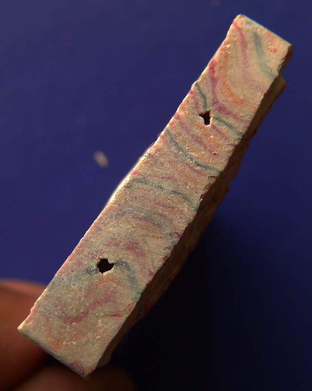 1.สมเด็จหลวงพ่อแพ วัดพิกุลทอง พิมพ์ฐานสิงห์ สายรุ้ง ตะกรุดทอง 3 กษัตริย์ ติดแผ่นทอง พร้อมกล่องเดิม