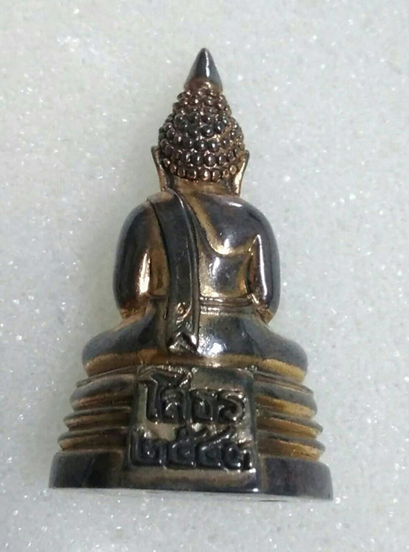 หลวงพ่อโสธร รุ่นสักนักงานตำรวจแห่งชาติเนื้อนวะพิมพ์ใหญ่