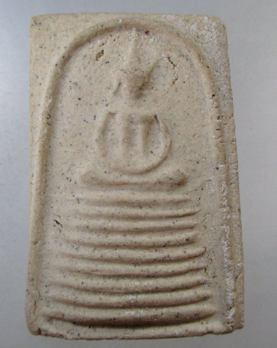 ๒๐ พระสมเด็จไม่ทราบที่ครับ