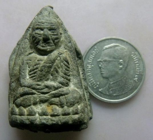 **วัดใจ**หลวงปู่ทวดเนื้อว่านหลังเจดีย์ กรรมการ ฝังตะกรุด 9 ดอก อาจารย์นอง วัดทรายขาว ปี ๒๕๓๕**สวยๆ 