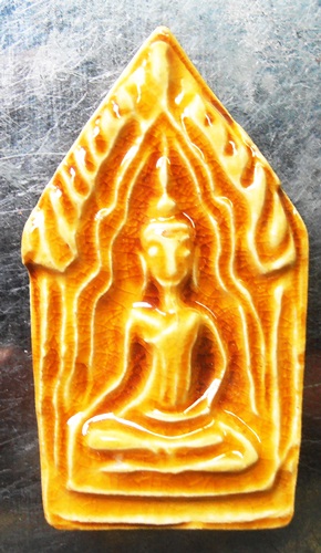 พระขุนแผนเคลือบหลวงพ่อจรัญ รุ่นพรหมบันดาลปี56สวยๆพร้อมกล่อง