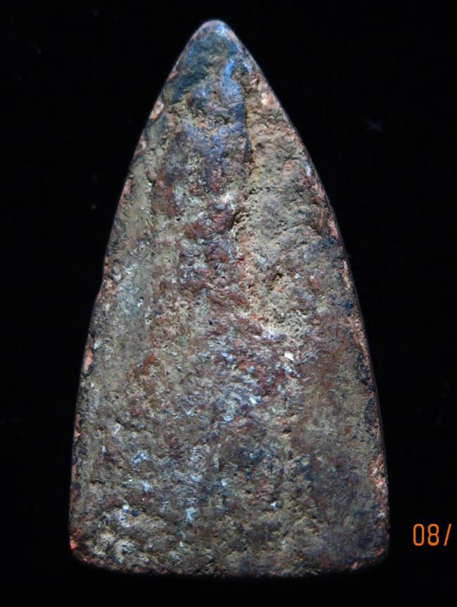 พระสรรค์นั่ง ไหล่ตรง ชัยนาท