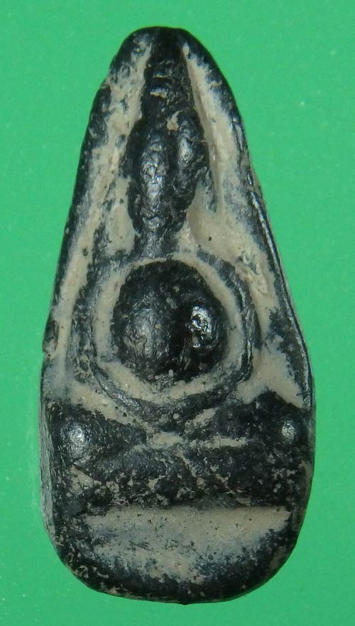 พระนางพุงป่องโป่งมะขาม สุโขทัย เนื้อดำ 