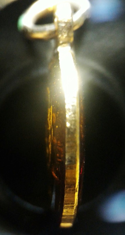 เคาะเดียวเหรียญเม็ดแตงหลวงปู่ทวดวัดช้างให้ ลงยาแดง เคลือบเรซิ่น ปี 2522  บล็อก 3/5 ชาย  - สภาพสวย