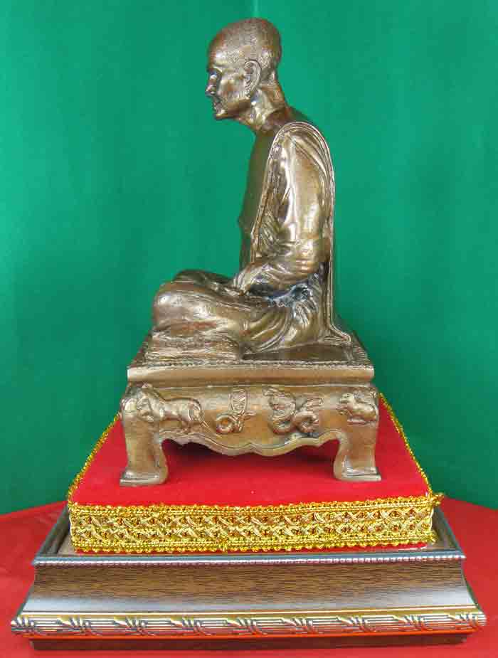 หลวงพ่อเดิม พุทธสโร วัดหนองโพ รุ่น 12 นักษัตร ปี2554 ทองเหลืองมันปู พระบูชาหน้าตัก 5 นิ้ว