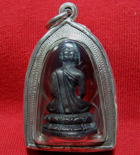 พระเศรษฐี นวะโกฏิ ปี 37 มูลนิธิหลวงปู่ทิม อิสริโก เลี่ยมเงินกันน้ำพร้อมใช้ มีกล่องเดิม ครับ