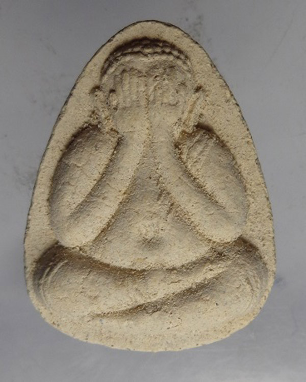 พระปิดตาวัดคลองทราย พิมพ์เล็ก ปี 2540 หลวงปู่หมุน หายากกว่าพิมพ์ใหญ่ ไม่ค่อยพบเจอครับ