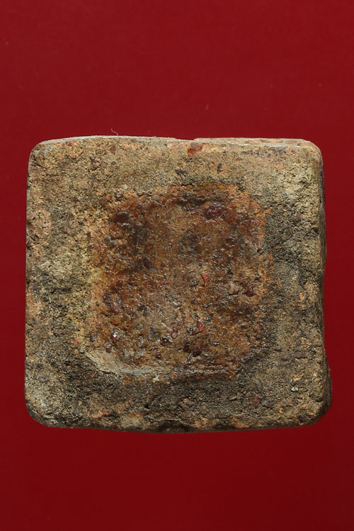 พระกรุกำแพงห้าร้อยตัดคู่กรุทุ่งเศรษฐี