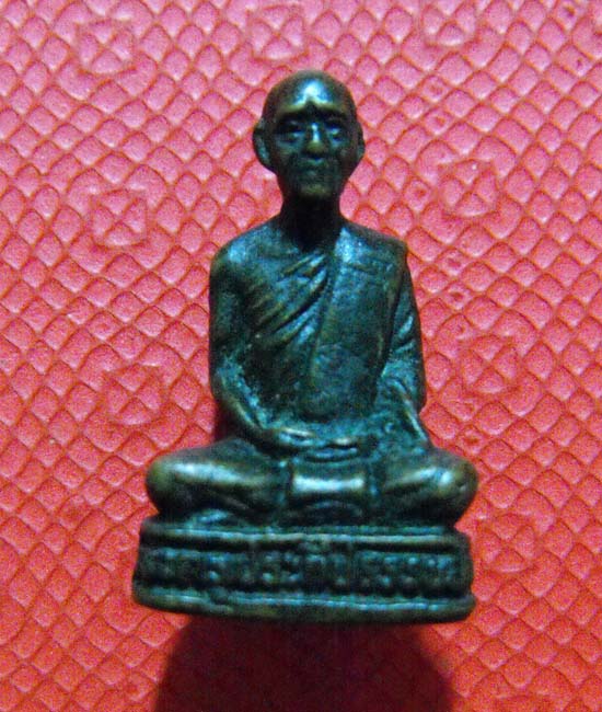 รูปหล่อหลวงพ่อชอบ รุ่นแรก วัดเขารังเสือ จ.ราชบุรี