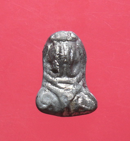 พระปิดตา วัดโคนอน ปี 15 หลวงปู่โต๊ะปลุกเสก (ผสมเนื้อตะกั่วเก่าของหลวงปู่เอี่ยมวัดหนัง) สวยครับ 