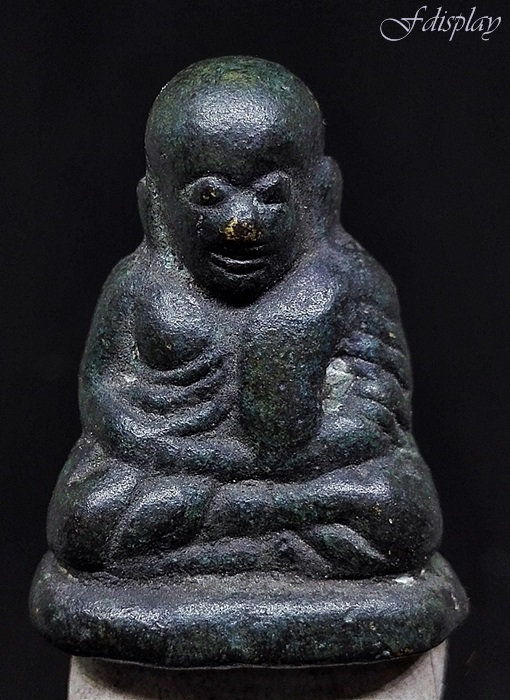 รูปหล่อหลวงพ่อเงิน รุ่นปืนแตก หล่อนำฤกษ์ในพิธี ปี2528 เนื้อโลหะเก่าจัดๆ ดูเข้มขลังสุดๆ