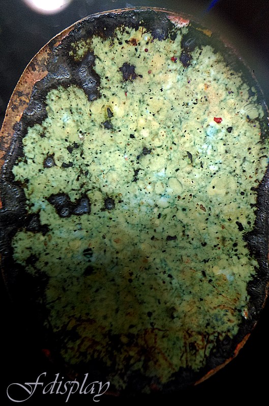 ล็อกเก็ตรัชกาลที่ 9 วัดไผ่ล้อม จังหวัดระยอง 2เหรียญ โดยมีหลวงปู่ทิม วัดะหารไร่ เป็นประทานจุดเทียนชัย