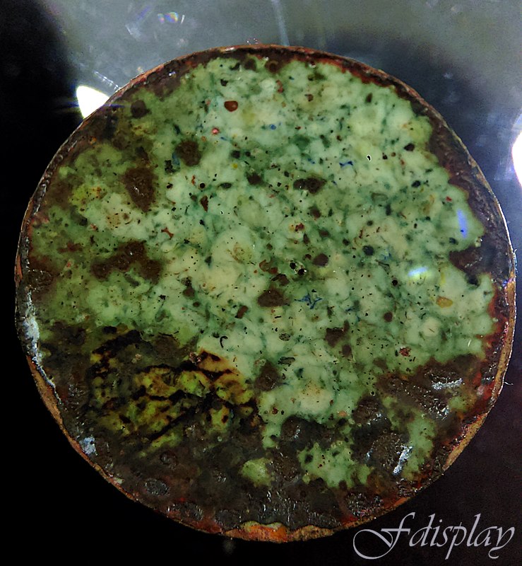 ล็อกเก็ตรัชกาลที่ 9 วัดไผ่ล้อม จังหวัดระยอง 2เหรียญ โดยมีหลวงปู่ทิม วัดะหารไร่ เป็นประทานจุดเทียนชัย