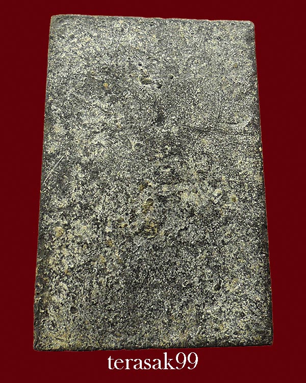 สมเด็จขาโต๊ะอกใหญ่หลังเรียบ เนื้อผงน้ำมัน(เนื้อดำ) หลวงพ่อกวย วัดโฆสิตาราม 