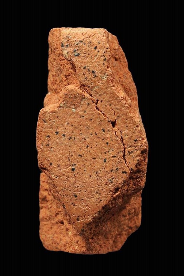 พระร่วงนั่งตัดเดี่ยว กรุจรเข้ร้อง สุโขทัย...เคาะเดี่ยวแดงเบาๆครับ