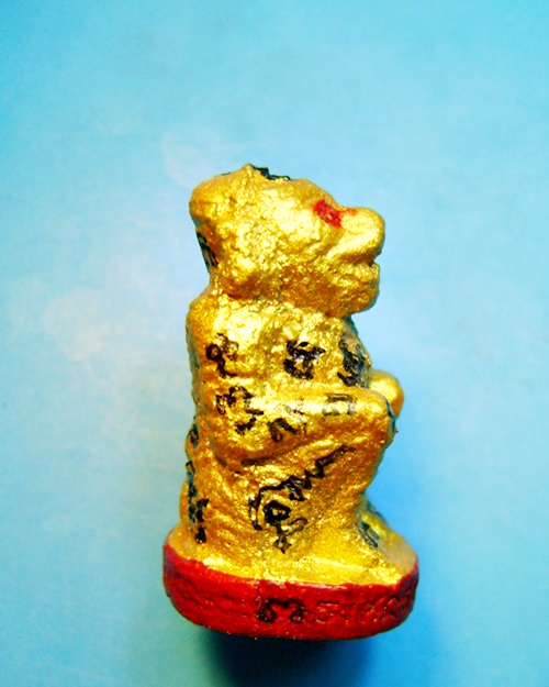 หนุมานชมภูนุช หลวงปู่หมุน ปลุกเสก รุ่นพระเจ้าห้าพระองค์ 5พิธีใหญ่ 2543 ทาทองฐานแดงตะกรุดทองคำ