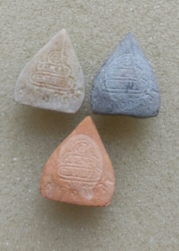 พระผง รูปเหมือนใบโพธุ์  ท่านเจ้าคุณนร    ปี2513. รุ่นแดนดารา  ชุด2