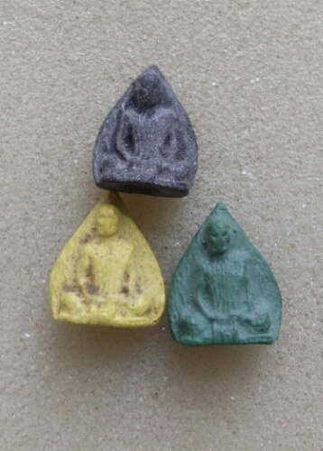 พระผง รูปเหมือนใบโพธุ์  ท่านเจ้าคุณนร    ปี2513. รุ่นแดนดารา  ชุด5