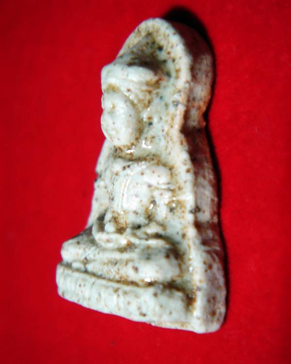 เนื้อดินขาวเผา เจ้าคุณนร