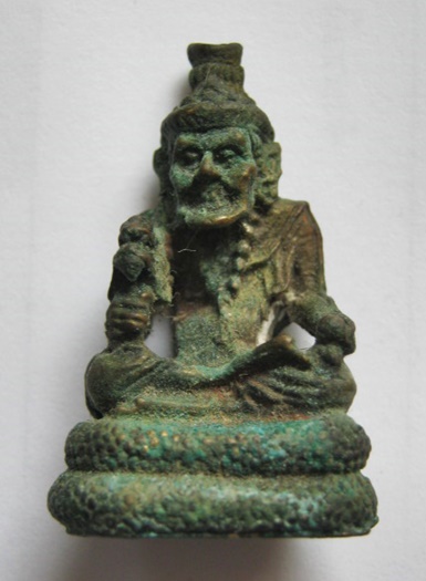 รูปหล่อฤาษีหลวงปู่หมุน แช่น้ำมนต์