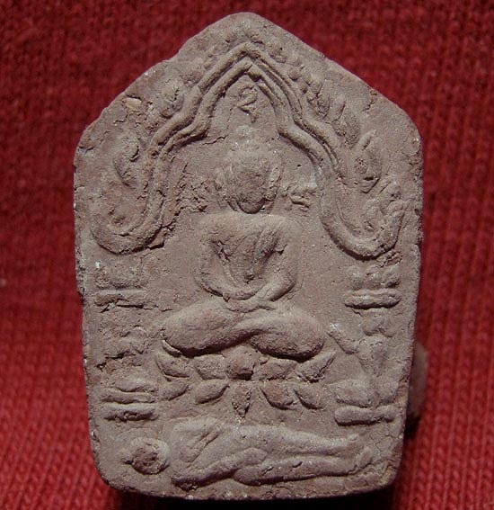 ขุนแผนสากหัก พิมพ์เล็ก เนื้อแดงครับ