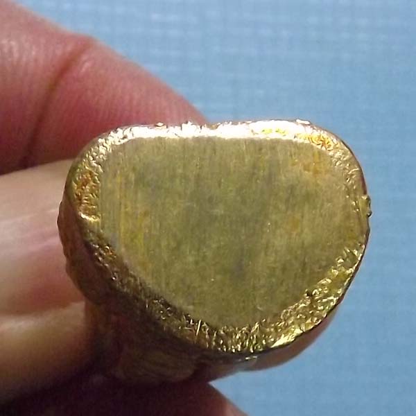 รูปหล่อเสือวัว หลวงพ่อสมชาย วัดเขาสุกิม จ.จันทบุรี