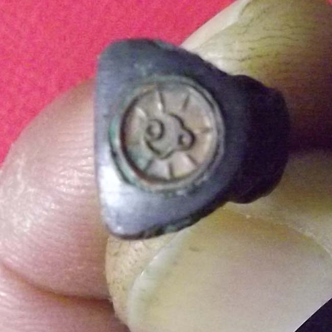 รูปหล่อหลวงปู่ทวด วัดช้างไห้ องค์เล็กกริ่งดัง