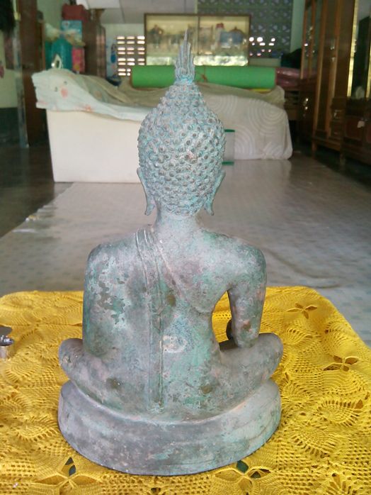 พระพุทธรูปเชียงแสน  เนื้อสวย เก่ามาก
