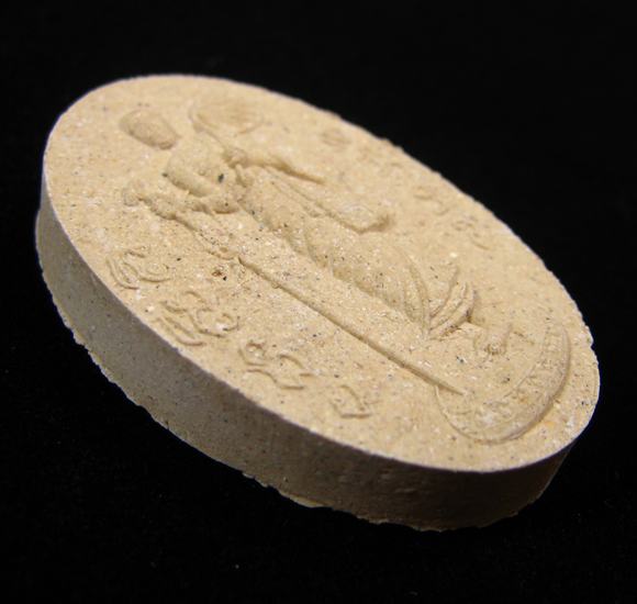  พระสิวลีหลังพระแม่ธรณีบีบมวยผมเนื้อขาว (พิมพ์ใหญ่) หลวงปู่หมุน ฐิตสีโล 2542 #4