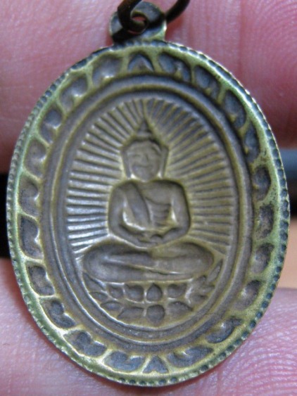 เหรียญหน้ากากหลวงพ่อโสธร ปี2482 ทองเหลือง รุ่นพระวินิจฉัยอรรถการ วัดโสธรฯ จ.ฉะเชิงเทรา มาพร้อมบัตรรั