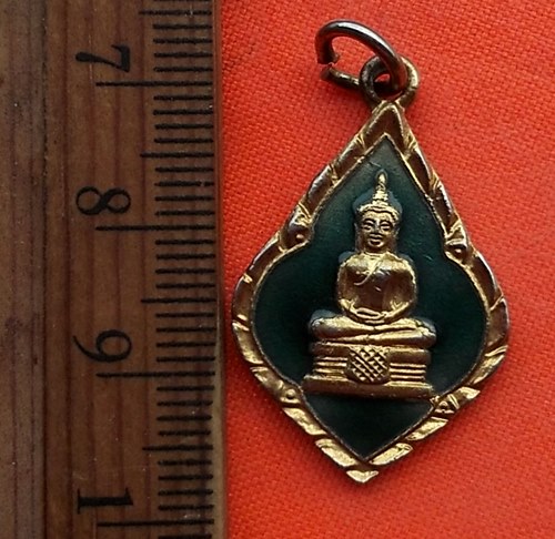 เริ่ม 10 บาท กับ เหรียญหลวงพ่อพุทธโสธร   ....CH470