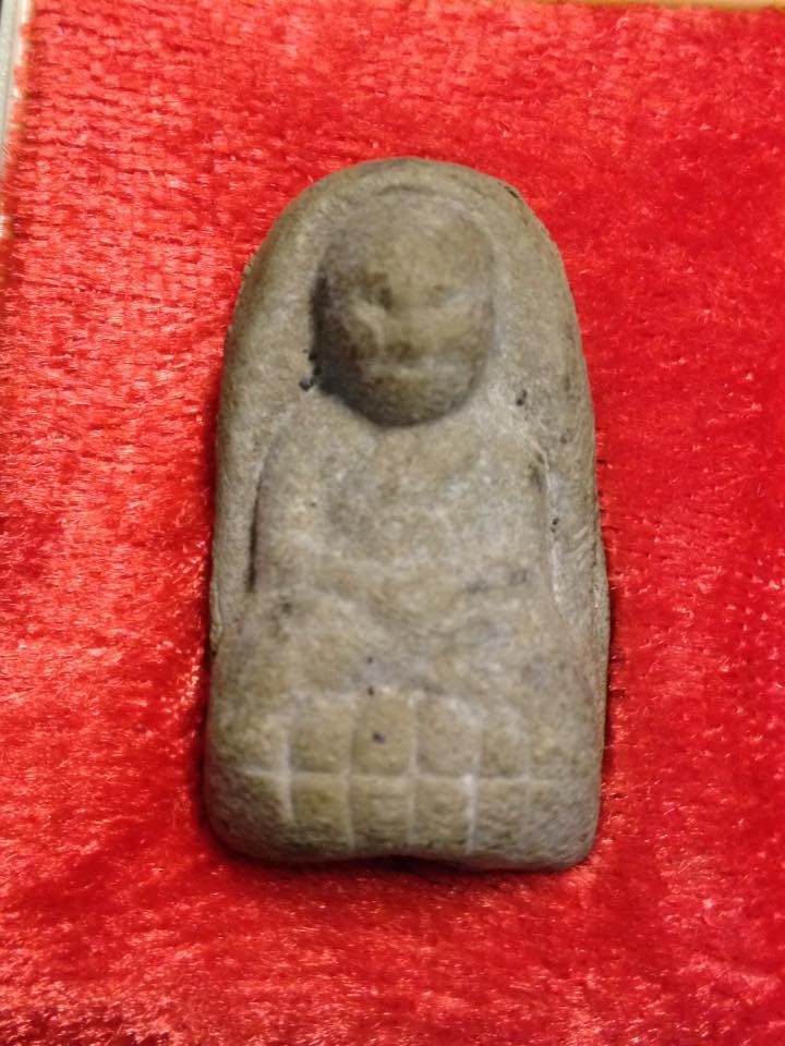 หลวงพ่อทวด รุ่นสร้างบ้านให้พ่อ ปี41 พิมพ์พระรอด