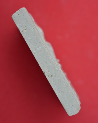 พระสมเด็จบางขุนพรหม รุ่นอุดมมงคล พิมพ์เส้นด้าย B ออกปี 2543  คัดพิเศษโรยผงเยอะ