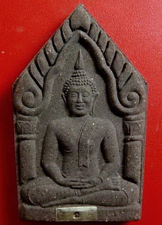 ขุนแผนยอดขุนพล เนื้อผงชานหมากฝังตะกรุดเงิน ตอกโค๊ด หลวงปู่ทิม วัดพระขาว พ.ศ.2541พร้อมกล่องเดิมจากวัด