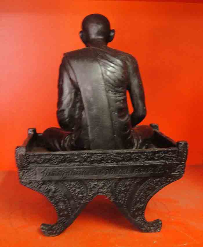 ***พระบูชาหลวงพ่อเงิน วัดบางคลาน เนื้อทองเหลืองรมดำ( 2 ถอด )