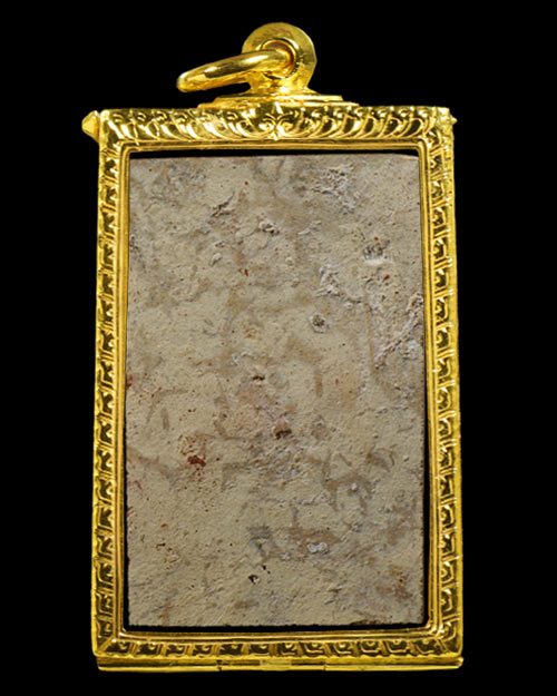 กรุเก่า2522 พระกรุนาดูนตัดเก้า จ.มหาสารคาม พิมพ์ตุ๊กตา เนื้อมะขามเปียกคราบขาว สภาพสวยมาก+ตลับทองคำ