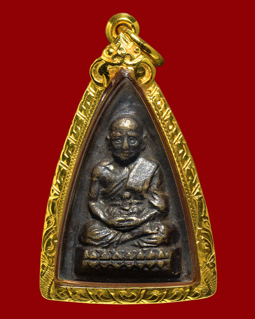 พระกลีบบัว รุน1 2507 หลวงปู่ทวด วัดช้างให้ จ.ปัตตานี สภาพสวย+เลี่ยมทอง+บัตรรับรองครับ