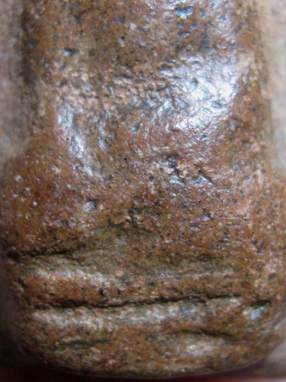 พระสรรค์นั่งไหล่ตรง พิมพ์เล็ก กรุท้ายย่าน เนื้อดิน จ.ชัยนาท มาพร้อมบัตรรับรองความแท้