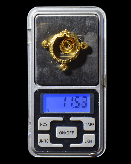 หัวแหวนตัด2509 หลังแบบ หลวงพ่อโสธร จ.ฉะเชิงเทรา เนื้ออัลปาก้า สภาพสวย+ตลับทองคำ3ห่วง11.53กรัมครับ